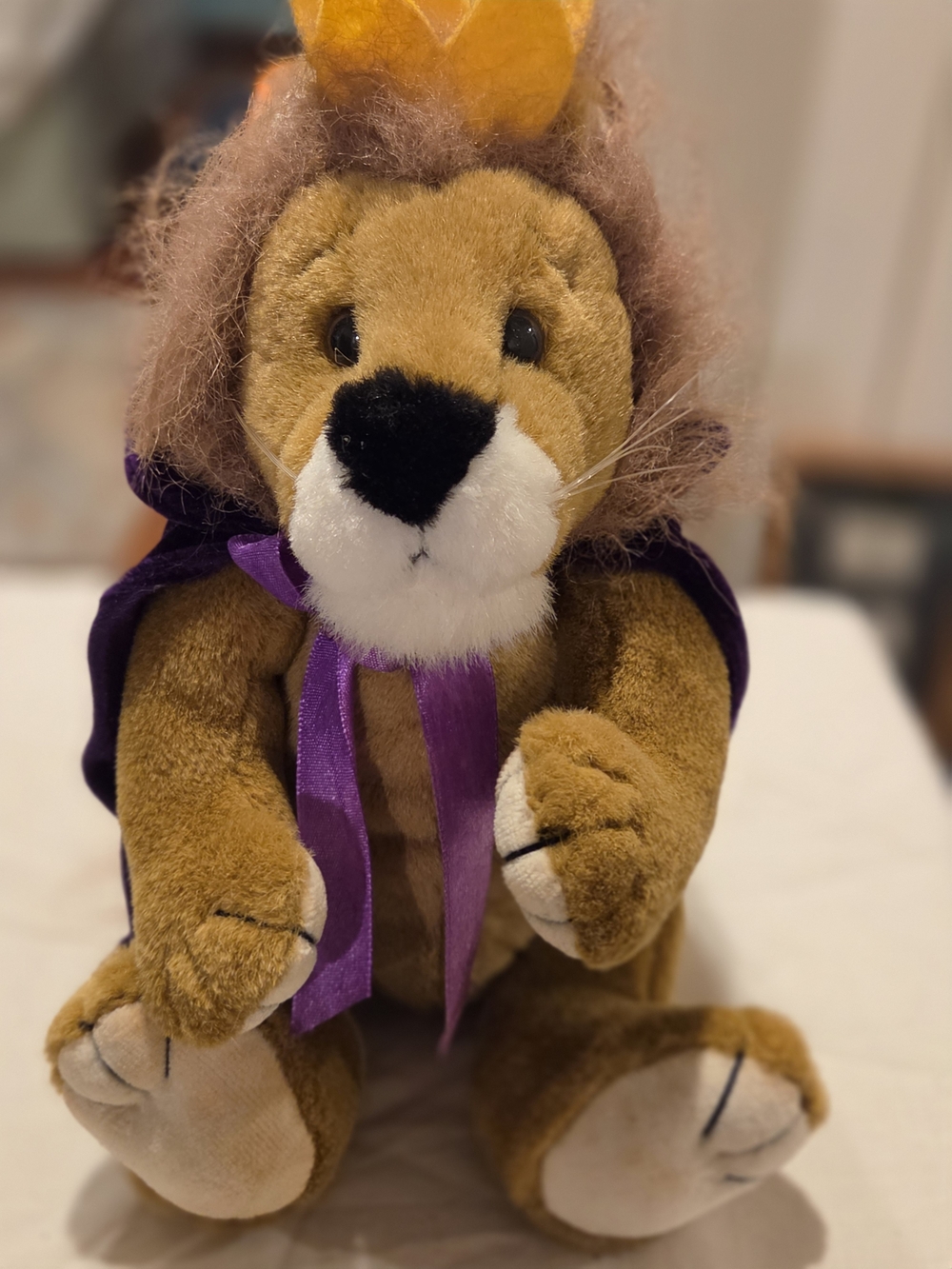 1993 Ty Collectable Attic Treasure "Sire" - Plush Regal Lion in Gold and Purple